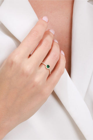 8 Ayar Yeşil Taşlı Kadın Altın Yüzük