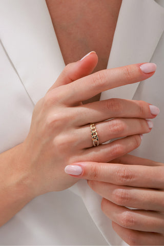 8 Ayar Zincir Desenli Taşlı Minimal Altın Kadın Yüzük