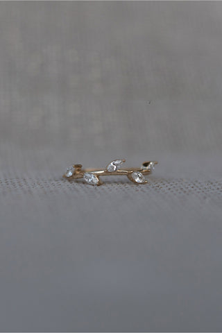 8 Ayar Yaprak Desenli Altın Yüzük