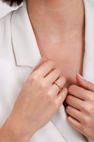 8 Ayar Trend Altın Kadın Eklem Yüzük