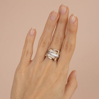 8 Ayar 3 Renk Fantezi Desenli Altın Yüzük