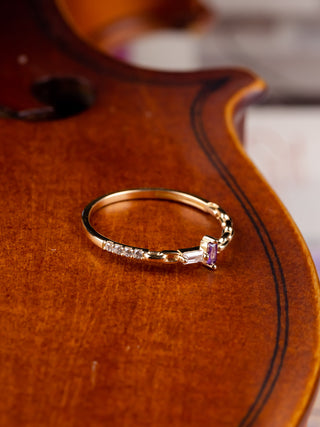 Zirkon Taşlı Minimalist Baget Altın Yüzük